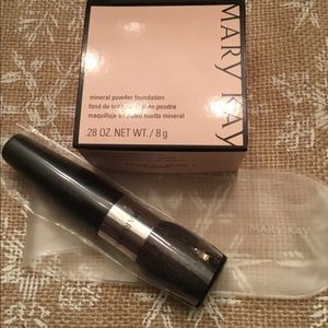 Mary Kay Mineral Powder Foundation